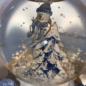 Snowman Snow Globe
